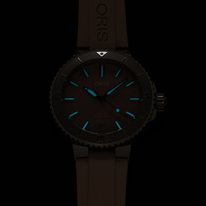 Oris Aquis Date Watch with Pink Mother of Pearl Dial, 36.5mm